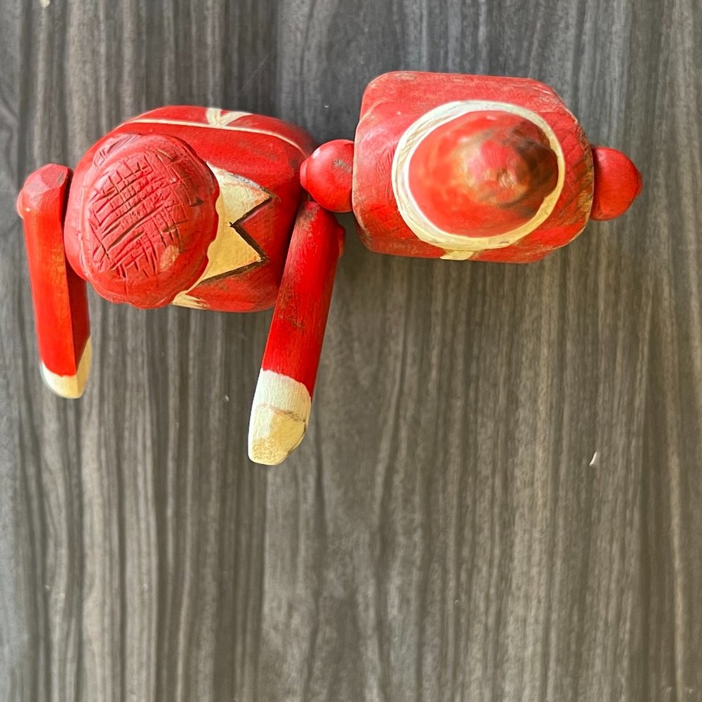 Wolf Creek  Folk Art Santa & Mrs Claus Figure Hand Carved & Painted Wood - Picture 9 of 15